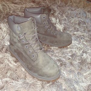 Timbs kids, grey suede